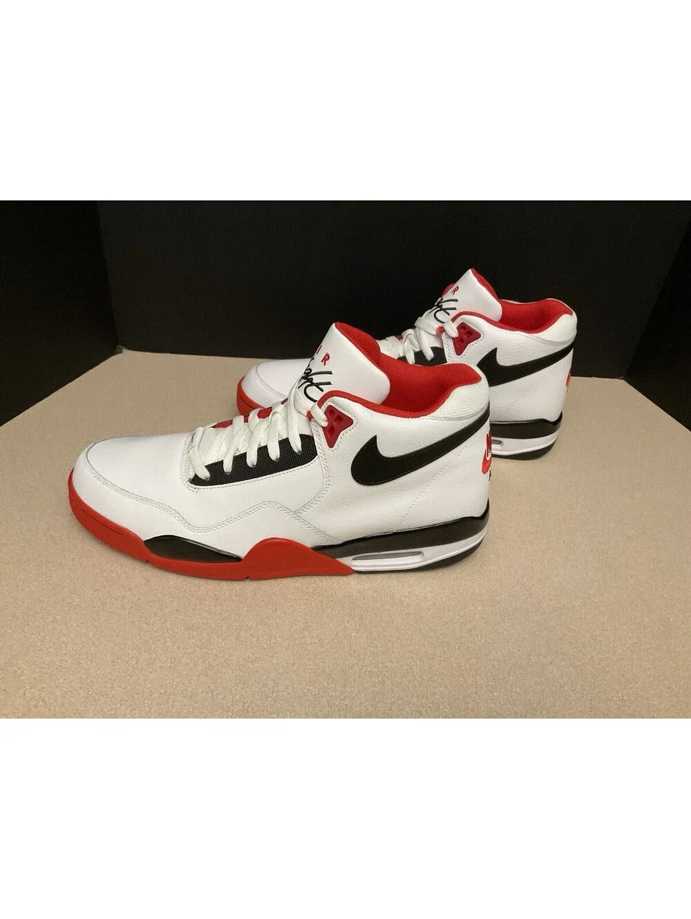 Mens Nike Air Flight Lite Mid Top Sneakers White/Black/Red BQ4212-100. Size 13.